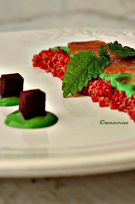 Enslada de salmón marinado con naranja, quinoa de remolacha y mayonesa
de aguacate (#ponunaensalada2016)