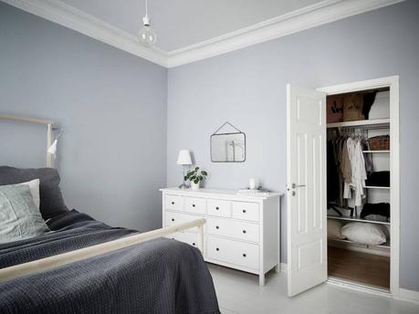 Refrescar una decoración con el color blanco pisos suecos estilo nórdico decoración salones decoración pisos pequeños decoración escandinava decoración blanco blog decoración 