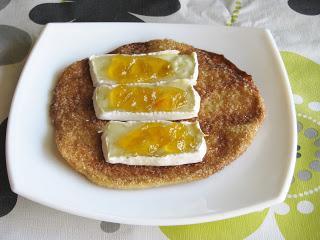 Tortas de aceite con naranja