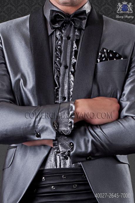 http://www.comercialmoyano.com/es/2238-camisa-lurex-gris-metalico-con-volantes-en-punos-y-pecho-40027-2645-7000-ottavio-nuccio-gala.html