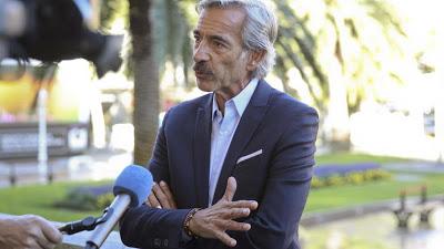 Imanol Arias admite su deuda con hacienda