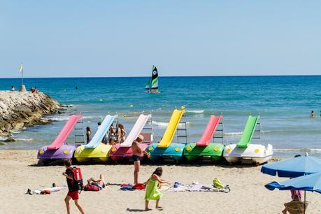Vacaciones con los pequeños: Viajando por Sitges y Barcelona
