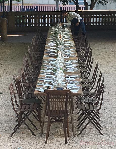 mesa en jardin noches alhambra baco y boca