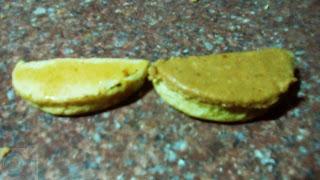 1. Dulces de Eid al Fitr 2016: Pastas de media luna de cacahuete