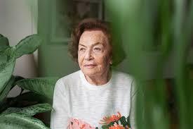 LA NIÑA Y SU DOBLE - Alejandro Parisi