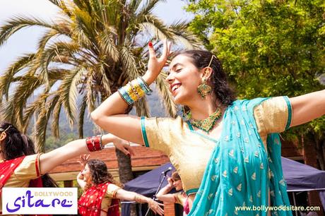 Imágenes espectáculo Bollywood en Barcelona - Festival d'Arts al carrer, Desplaçat 2016