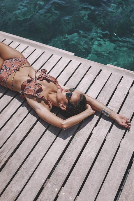 Mykonos-Beach-Summer-BeachWear-Bikini-For_Love_And_Lemons-Collage_Vintage-57