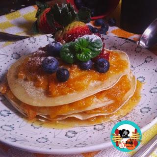 Pan naan con cerezas