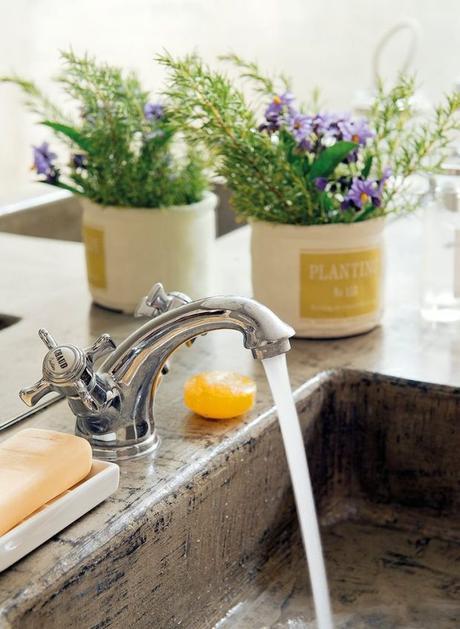 Con ganas de playa…. sí, yo. handwash concrette