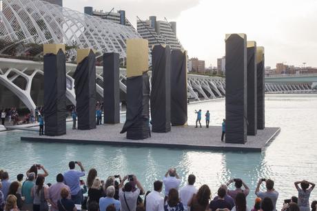 the-sky-over-nine-columns-noticias-totenart-valencia-inauguración