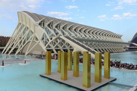 the-sky-over-nine-columns-noticias-totenart-valencia