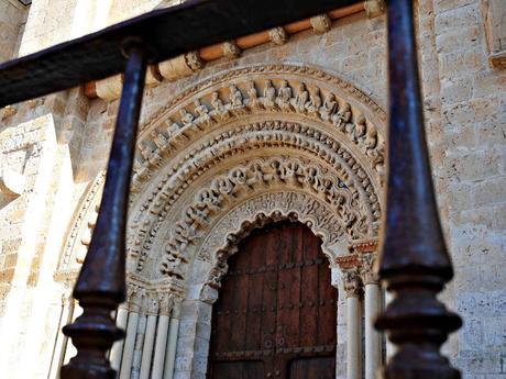 Solo nos mueve lo que nos conmueve: Siervas de San José. Solo nos mueve lo que nos conmueve: Siervas de San José.
