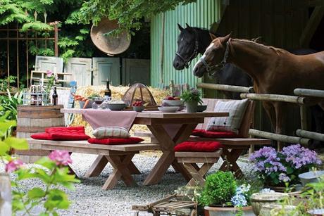 Patios en Estilo Rustico