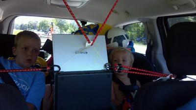 Mis trucos para viajar en coche con niños Mis trucos para viajar en coche con niños