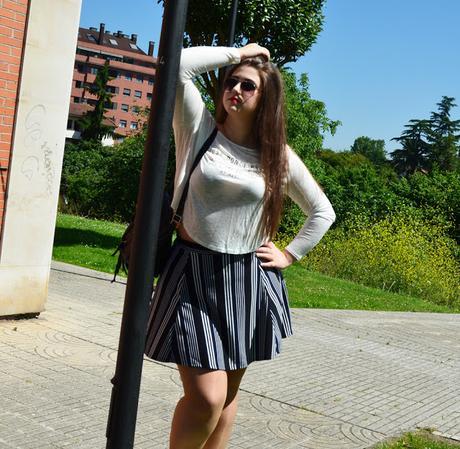 OOTD ~ Yo tambien me atrevo con las rayas!! Just Don't Care - Curvy Blogger