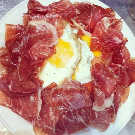 ¿Por qué nos gusta subir fotos de comida a Instagram?