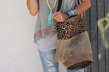 bOHO + pRINT #nOUNIFORMES bOHO + pRINT #nOUNIFORMES