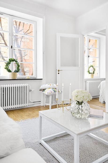 Un salón NÓRDICO-CLÁSICO RENOVADO con toques de rosa cuarzo!