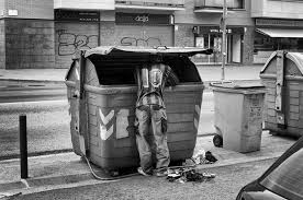 Nos miramos el ombligo