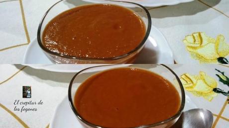 PASTELES DE PATATA RALLADA CON SALSA DE TOMATE AL CHOCOLATE pasteles de patata