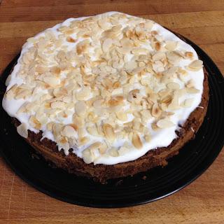 Tarta de zanahoria con glasa de queso crema