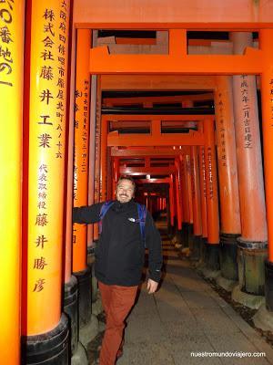 Kyoto;  el Santuario Fushimi-Inari