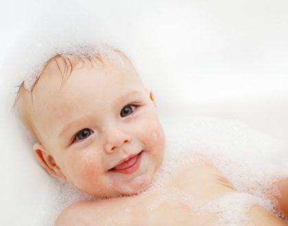 Cleansing conditioners ¿Te atreves a utilizarlos? JOHNSON'S baño liquido, mantiene la hidratación natural de la piel de tu bebé