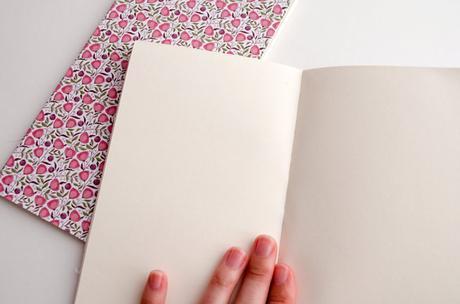 Cómo hacer un cuaderno con encuadernación pegada DIY cuaderno con encuadernación pegada