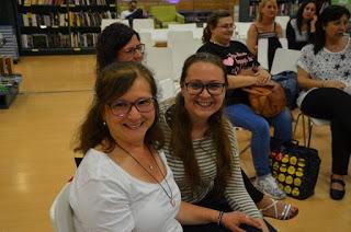 Crónica y fotos Club de Lectura Barcelona UNA CHICA CON ESTILO