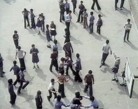 Dow Rahehal Baraye yek Massaleh - 1975