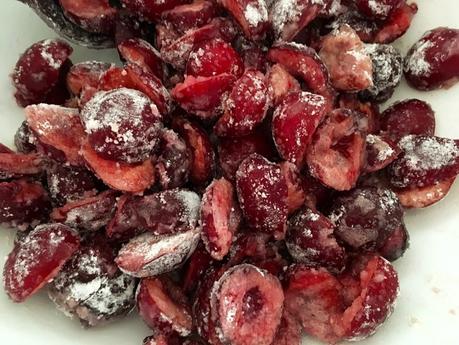 tartas fáciles con fruta tarta rápida casera tarta de cerezas postres receta delikatissen Galette de cerezas cherrie tart pie cerezas postre blog recetas postres fáciles 