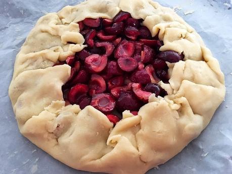 tartas fáciles con fruta tarta rápida casera tarta de cerezas postres receta delikatissen Galette de cerezas cherrie tart pie cerezas postre blog recetas postres fáciles 