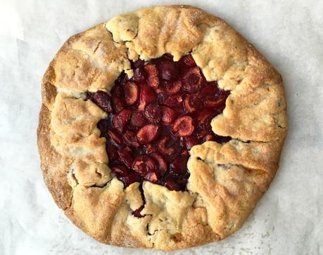 tartas fáciles con fruta tarta rápida casera tarta de cerezas postres receta delikatissen Galette de cerezas cherrie tart pie cerezas postre blog recetas postres fáciles 