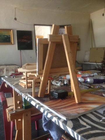 Fabricando mis propios bastidores para pintar, el más peq...