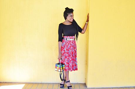 VINTAGE SKIRT + CRAZY BAG