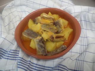 All i pebre de anguila. (Garlic and Pepper Eel Stew from Valencia -Spain-)