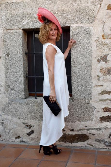 Invitada perfecta con Lasavis invitada-bbc-tocado-boda-ceremonia-look