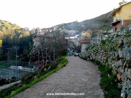 Tresviso, desde el camino que va al banco