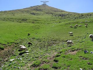 Xomezana Riba-La Forqueta'l L.lagüizu-La Foiz Pequeña-Puertos de Güeria-Valseco-Bovias