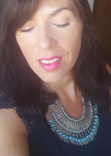 Complementos en verano: color para el calor.