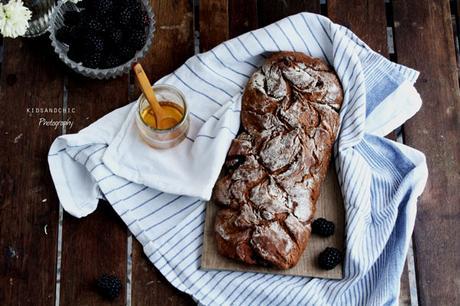 Pan rústico de miel y moras  #BreadBakers