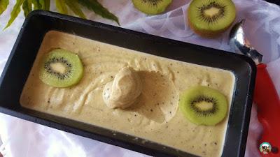 Helado de kiwi con yogurt