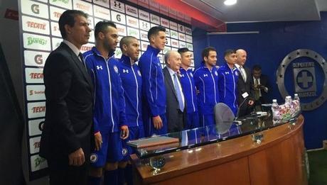 Cruz Azul presenta a sus refuerzos