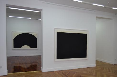 Una apuesta al negro: Santiago Sierra – Robert Longo