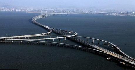 Un puente en el que se puede correr una maratón entera