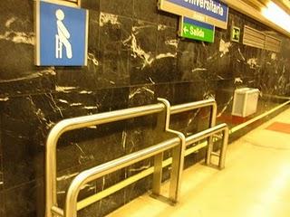 ¿Loros en el Metro de Madrid?