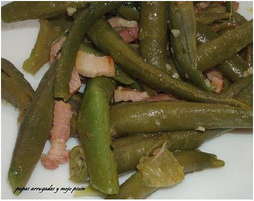 HABICHUELAS CON BACON