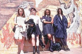 Crítica: Jóvenes y brujas (The Craft)