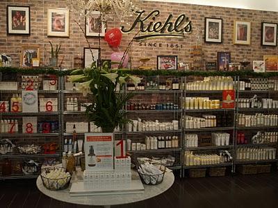 CRÓNICA DE UNA VISITA A KHIEL´S