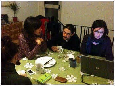 ¡Salen de los árboles!